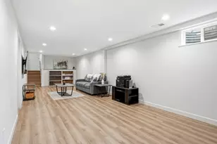 2372 S Holland St, Lakewood, CO 80227 - Photo 40