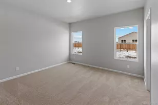 9361 Truckee Ct, Commerce City, CO 80022 - Photo 10