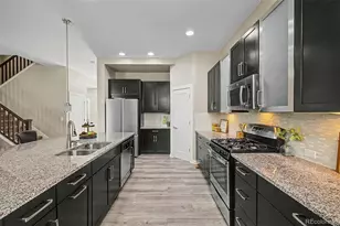 6710 Larsh Dr, Denver, CO 80221 - Photo 12