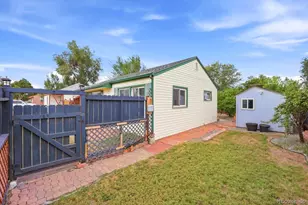 11693 E 7th Ave, Aurora, CO 80010 - Photo 22