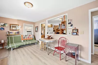 11693 E 7th Avenue, Aurora, CO 80010 - Photo 10