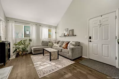 970 S Dawson Way #10, Aurora, CO 80012 - Photo 2