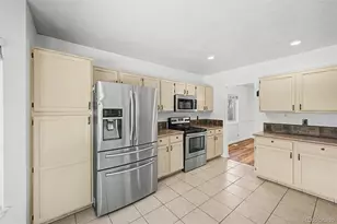 5561 E 117th Ave, Thornton, CO 80233 - Photo 16