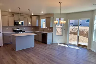 716 N Carrie Ct, Watkins, CO 80137 - Photo 2