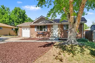 1635 S Cape St, Lakewood, CO 80232 - Photo 8
