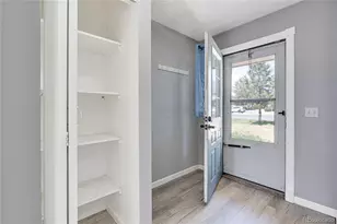 6712 S Holland Way, Littleton, CO 80128 - Photo 4