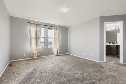 5528 Lewiston Court, Denver, CO 80239 - Photo 14