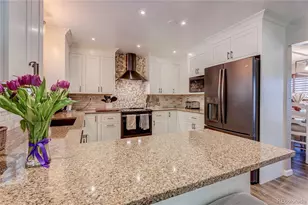 572 E Long Cir, Centennial, CO 80122 - Photo 14