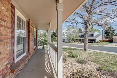 572 E Long Circle, Centennial, CO 80122 - Photo 4