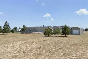 15624 Lucy Ln, Peyton, CO 80831 - Photo 40