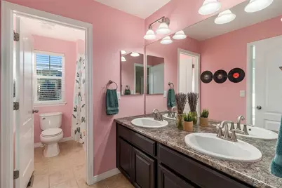 8448 Violet Court, Arvada, CO 80007 - Photo 12