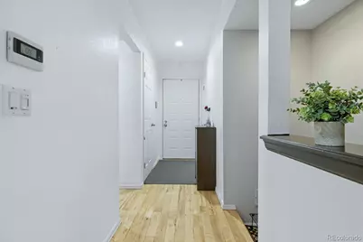 4229 S Mobile Circle #B, Aurora, CO 80013 - Photo 2
