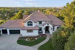 8571 Colonial Dr, Lone Tree, CO 80124 - Photo 4