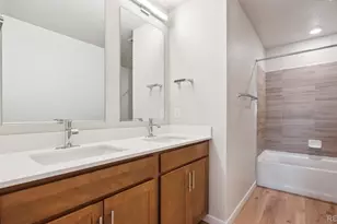667 N Ukraine St, Aurora, CO 80018 - Photo 12