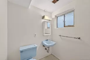 2189 S Coors Cir, Lakewood, CO 80228 - Photo 32