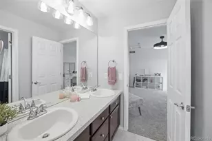 21093 E Hampden Pl, Aurora, CO 80013 - Photo 24