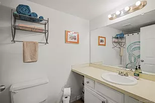 1752 S Trenton Street S, Denver, CO 80231 - Photo 20