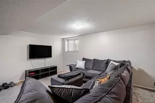 1752 S Trenton Street S, Denver, CO 80231 - Photo 24