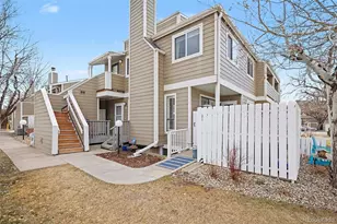 1752 S Trenton Street S, Denver, CO 80231 - Photo 2