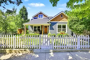 912 Arapahoe St, Golden, CO 80401 - Photo 2