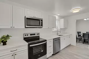 2350 Joliet St, Aurora, CO 80010 - Photo 6