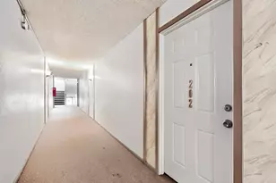 190 E Highline Cir, Centennial, CO 80122 - Photo 28