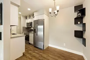 190 E Highline Cir, Centennial, CO 80122 - Photo 8