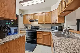 10509 W Dartmouth Ave, Lakewood, CO 80227 - Photo 6