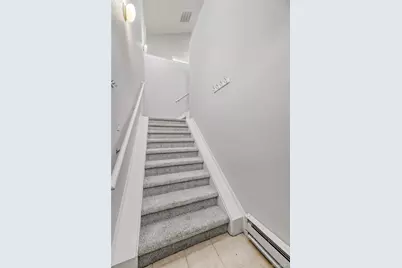 2250 S Vaughn Way #201, Aurora, CO 80014 - Photo 2