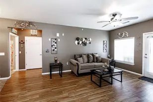 2682 S Cathay Way, Aurora, CO 80013 - Photo 8