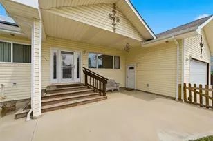 5845 W 3rd Pl, Denver, CO 80226 - Photo 4