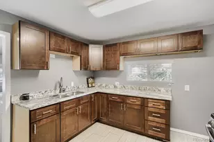 2263 W Parkhill Ave, Littleton, CO 80120 - Photo 16