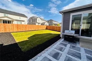 9756 Uravan St, Commerce City, CO 80022 - Photo 6