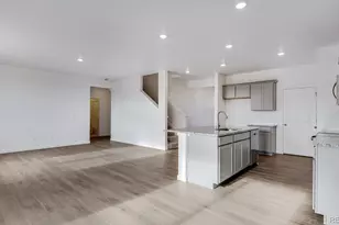 9855 Ceylon Ct, Commerce City, CO 80022 - Photo 16