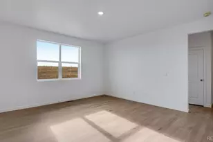 9855 Ceylon Ct, Commerce City, CO 80022 - Photo 18