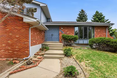 2009 S Macon Way, Aurora, CO 80014 - Photo 2