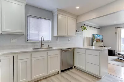 7111 Avrum Drive, Denver, CO 80221 - Photo 8