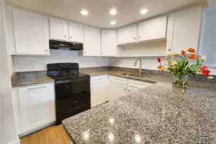 4650 S Akron St, Greenwood Village, CO 80111 - Photo 10