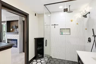 2556 N High St, Denver, CO 80205 - Photo 14