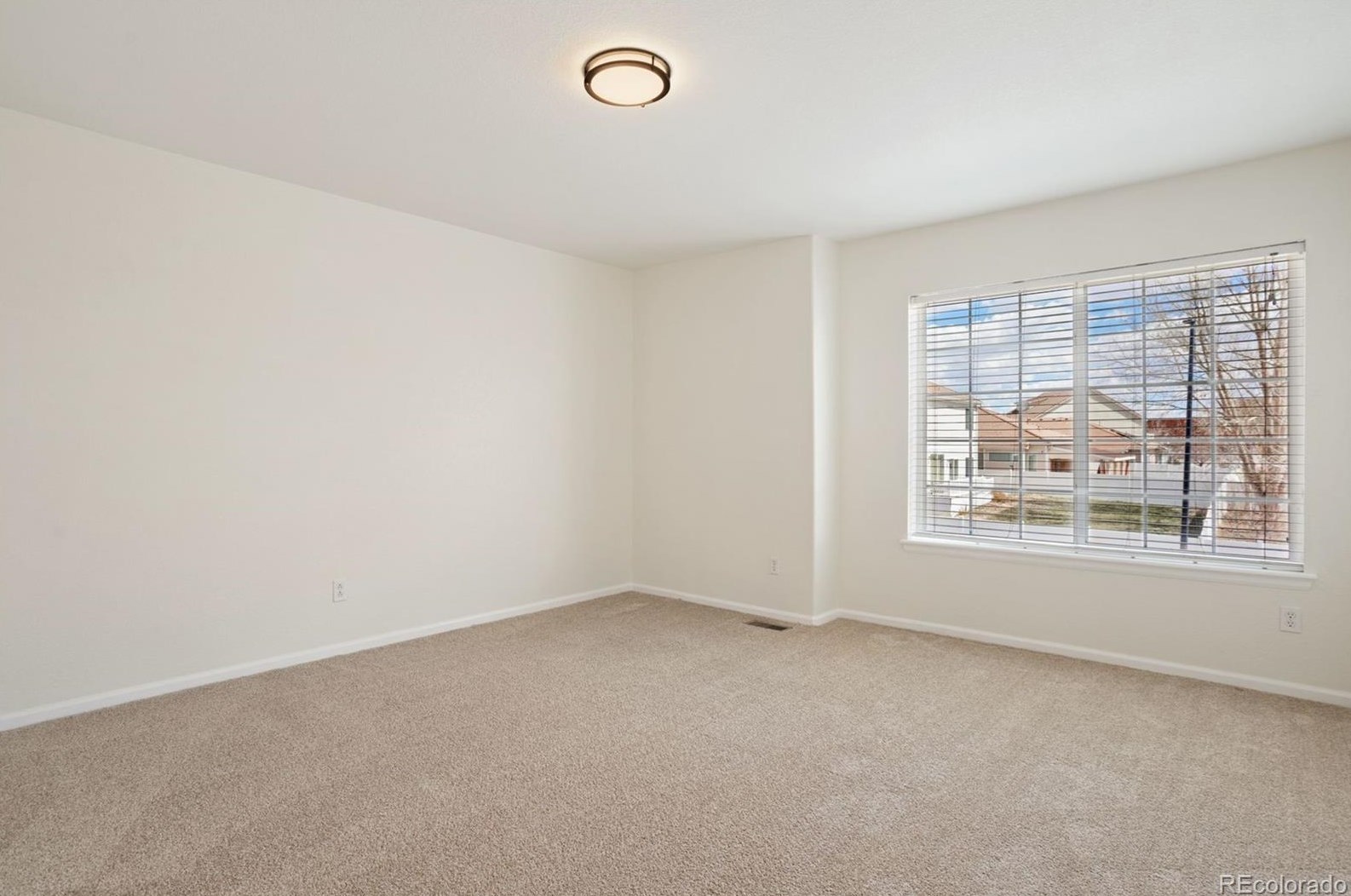 5183 Netherland St, Denver CO  80249-8240 exterior