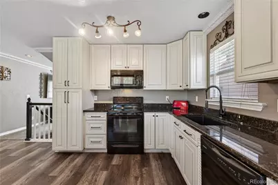 10818 Dayton Way, Commerce City, CO 80640 - Photo 6