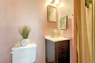 1557 Dallas St, Aurora, CO 80010 - Photo 22