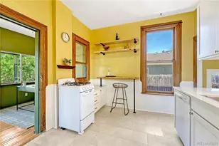 1557 Dallas St, Aurora, CO 80010 - Photo 18