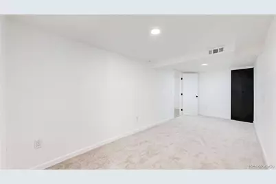 367 S Queen Circle, Lakewood, CO 80226 - Photo 30