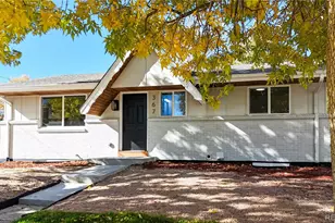 367 S Queen Cir, Lakewood, CO 80226 - Photo 4