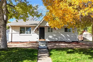 367 S Queen Cir, Lakewood, CO 80226 - Photo 2