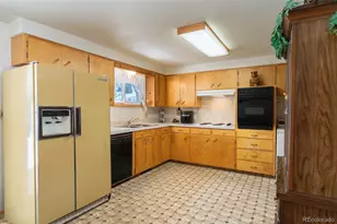 1716 Empire Ave, Loveland, CO 80538 - Photo 2