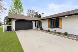 3620 S Monaco Parkway S, Denver, CO 80237 - Photo 46