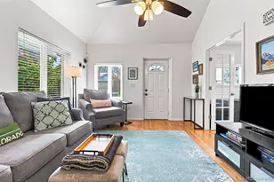 1028 Jackson St, Denver, CO 80206 - Photo 8