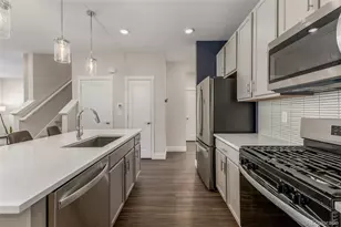 2563 W 69th Pl, Denver, CO 80221 - Photo 10